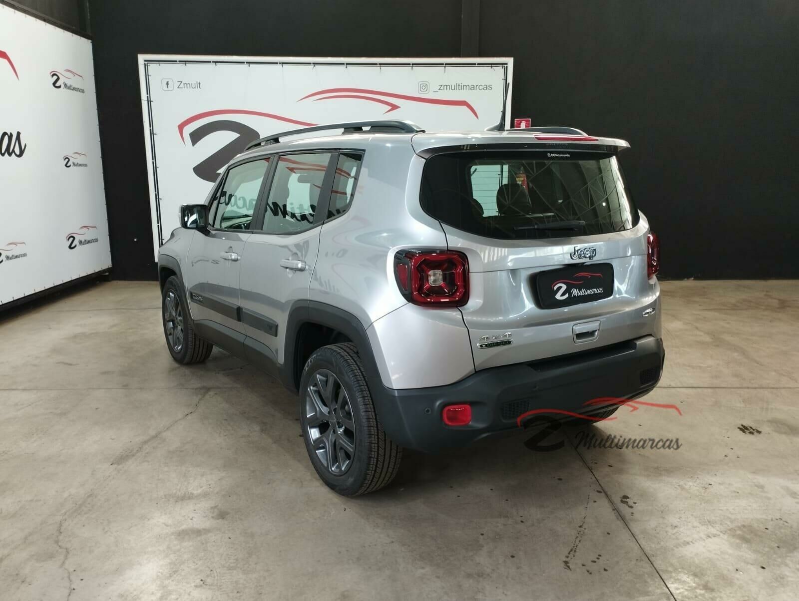 Imagem do veículo Jeep RENEGADE LONGITUDE 2.0 4X4